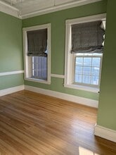 76 Main St, Unit Charming 2-Bedroom in Waterville, ME - Building Photo - Building Photo