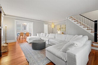 910 E Hamilton Ave in Tampa, FL - Building Photo - Building Photo