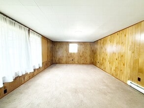 7515 Grahns Ln NE in Bremerton, WA - Building Photo - Building Photo