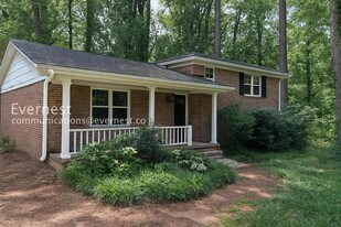 1779 Gretna Green Way in Decatur, GA - Building Photo