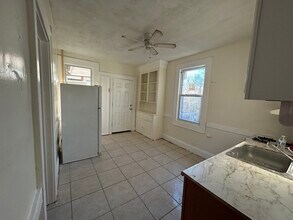 60 Guilden St in New Brunswick, NJ - Building Photo - Building Photo