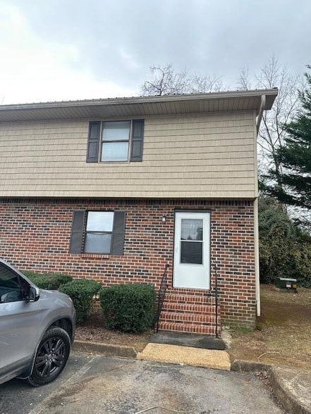 4100 N Ocoee St in Cleveland, TN - Building Photo - Building Photo