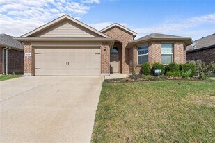 8225 Spotted Doe Dr in Fort Worth, TX - Building Photo