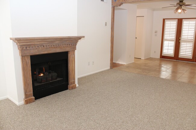 663 Bishops Lodge Rd in Santa Fe, NM - Building Photo - Building Photo