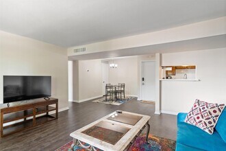 8419 Hearth Dr in Houston, TX - Building Photo - Building Photo