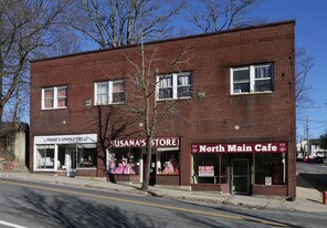 450 N Main St in Brewster, NY - Building Photo