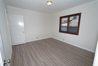 2455 W 233rd St in Torrance, CA - Foto de edificio - Building Photo