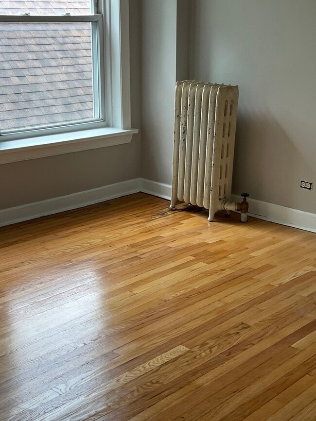 2006 W Giddings St in Chicago, IL - Building Photo - Building Photo