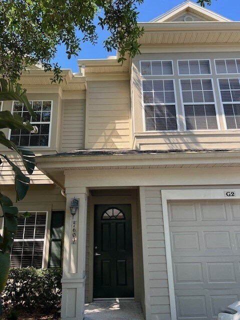 7603 Plantation Cir in University Park, FL - Foto de edificio