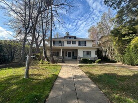1101 N Los Robles Ave in Pasadena, CA - Building Photo