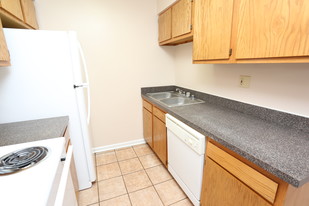 Maplewood Apartments