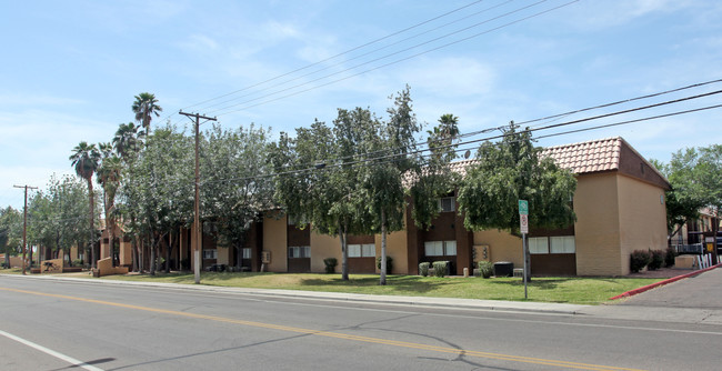 The Palms at Mesa in Mesa, AZ - Building Photo - Building Photo