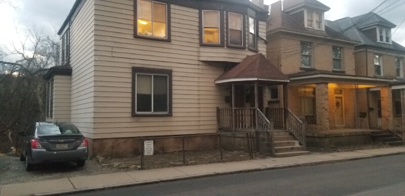59 Baldwick Rd in Pittsburgh, PA - Foto de edificio