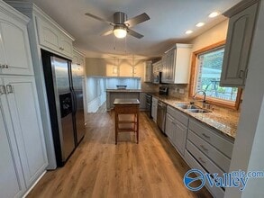 11206 Woodcrest Dr SE in Huntsville, AL - Building Photo - Building Photo