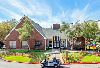 Park at Wells Branch Apartments in Austin, TX - Building Photo - Building Photo