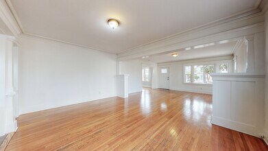 1436 S Norton Ave in Los Angeles, CA - Building Photo - Building Photo