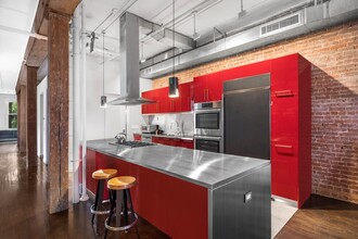 178 Prince St in New York, NY - Building Photo - Interior Photo