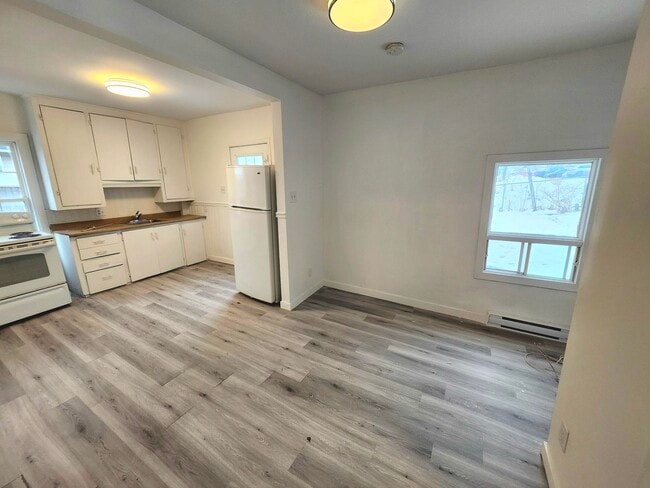 9-9 Courtenay Ave in Saint John, NB - Building Photo - Building Photo