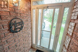 125 Lent Crescent in Brampton, ON - Building Photo - Building Photo