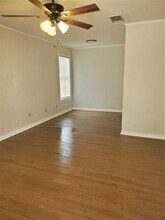 516 W Beach St in Fort Worth, TX - Building Photo - Building Photo