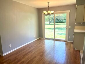 275 Oak St in Rockford, MI - Building Photo - Building Photo