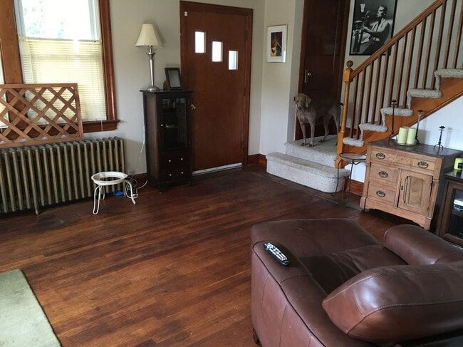 6929 Allentown Rd in Temple Hills, MD - Building Photo - Building Photo