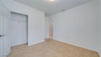 3426 Acapulco Cir in Cape Coral, FL - Building Photo