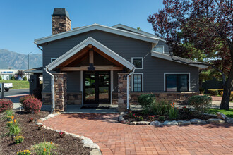 Overlook at Sunset Point in Layton, UT - Building Photo - Building Photo