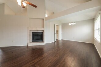 3702 Knights Bridge Dr in Rowlett, TX - Building Photo - Building Photo