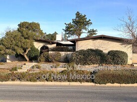12321 Constitution Ave NE in Albuquerque, NM - Building Photo