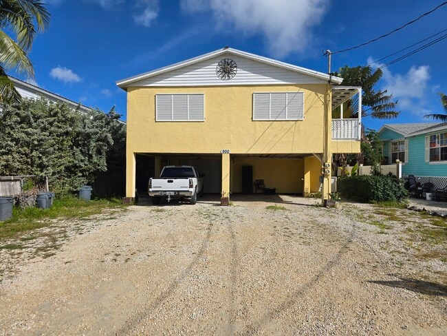 900 66th St, Unit A in Marathon, FL - Building Photo - Building Photo