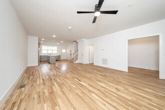 3818 Lands End Ct in Raleigh, NC - Building Photo - Building Photo