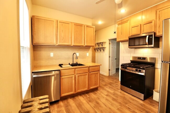 3807 N Narragansett Ave in Chicago, IL - Building Photo - Building Photo