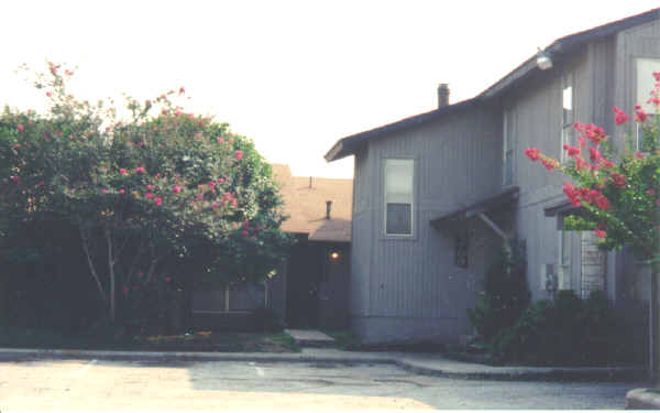 Greenslope Condominiums in Austin, TX - Building Photo