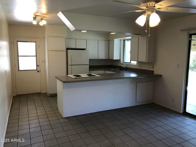 718 E Granada Dr in Tempe, AZ - Building Photo - Building Photo