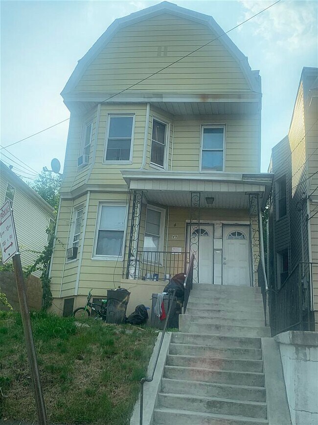 49 Randolph Ave Apartments and Nearby Jersey City Apartments For Rent