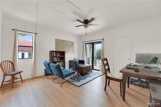 24 Sunflower Ave in McAllen, TX - Building Photo - Building Photo