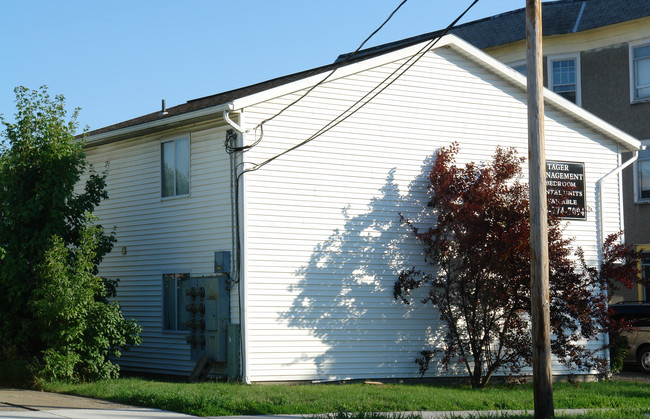 802 North St in Endicott, NY - Building Photo - Building Photo