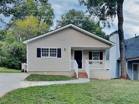 3154 Alston Dr in Decatur, GA - Building Photo