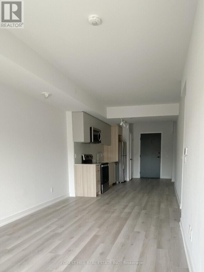 property at 2000 Bathurst St