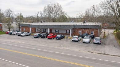 281 E Main St in Hanover, IN - Building Photo - Building Photo