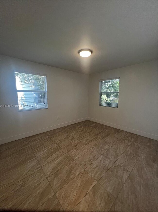 11 Sidonia Ave, Unit 1 in Coral Gables, FL - Building Photo - Building Photo