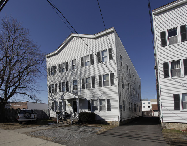 125 Myrtle Ave in Stamford, CT - Foto de edificio - Building Photo