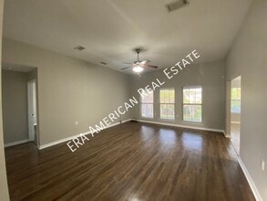 2024 Bright Water Dr in Gulf Breeze, FL - Building Photo - Building Photo