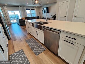 12110 Loblolly Dr in Fairfax, VA - Building Photo - Building Photo