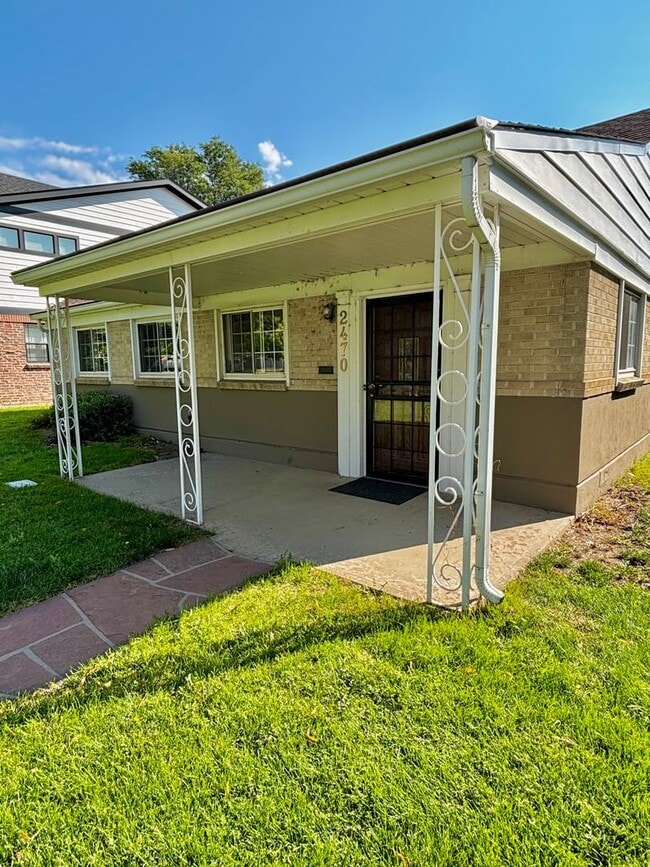 property at 2470 Quitman St