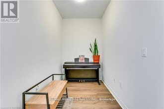 349-349 Rathburn Rd W in Mississauga, ON - Building Photo - Building Photo