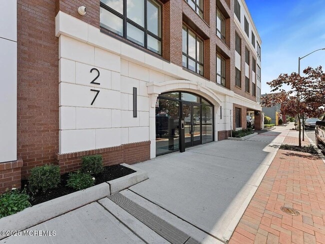 27 3rd Ave in Long Branch, NJ - Building Photo - Building Photo