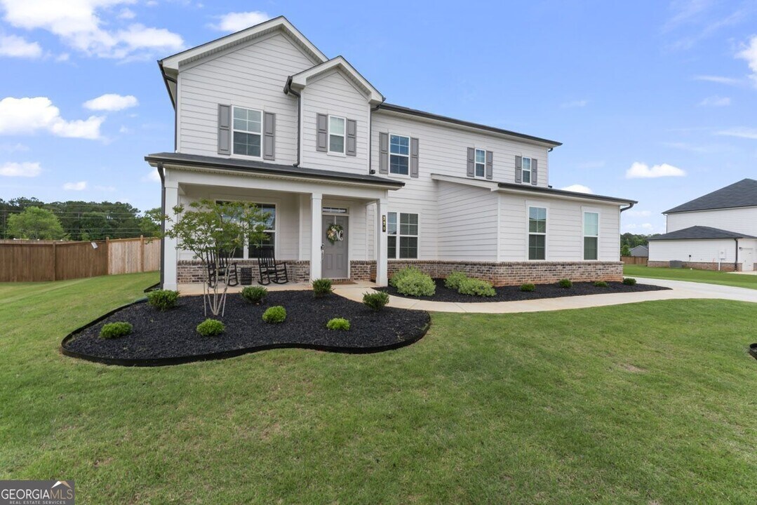 220 Arwen Dr in Mcdonough, GA - Building Photo