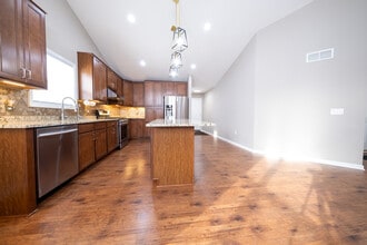 20904 Greenwood Ct in Lakeville, MN - Building Photo - Building Photo